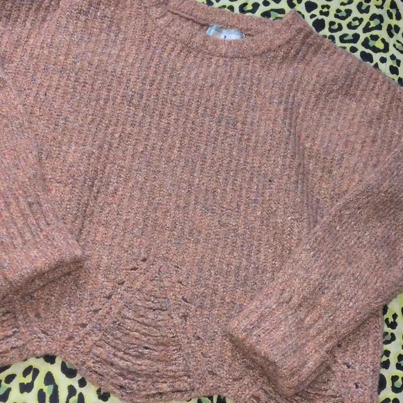 Ruby Moon Sweater🌙 - Picture 2 of 7